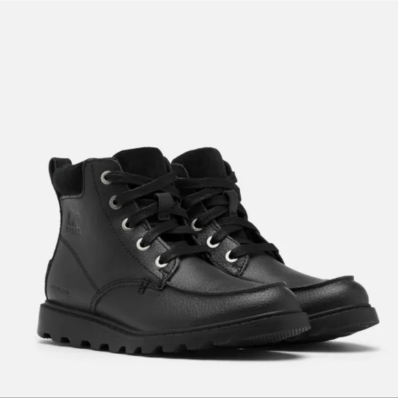 SOREL🍁🍂Madson Moc Toe black boots Waterproof size 1 - Picture 1 of 8
